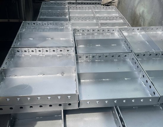 Gia công cốp pha thép
